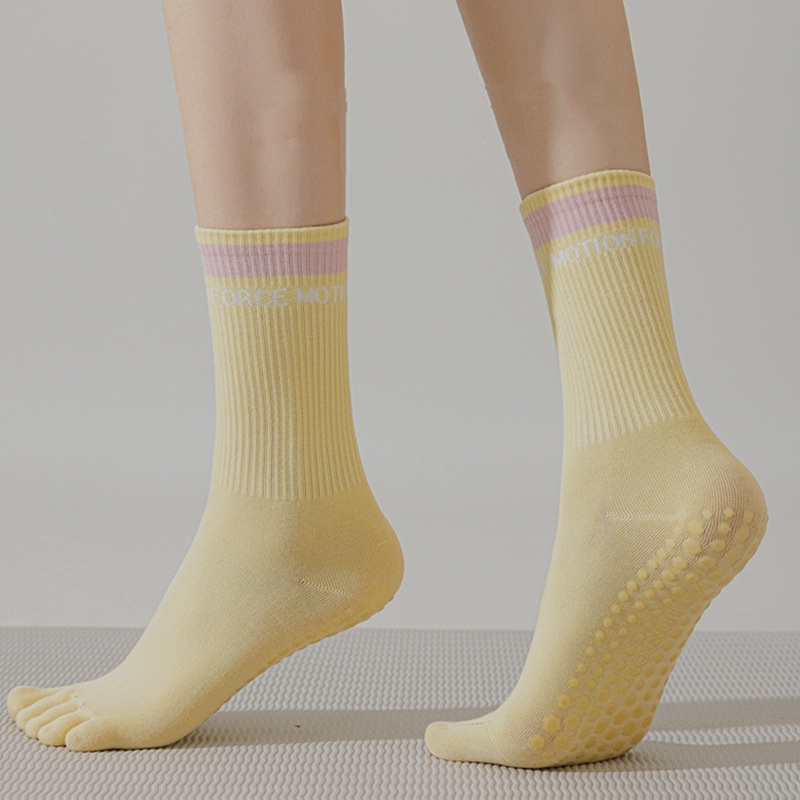 Kaus Kaki Setengah Betis Yoga  - Pilate Yoga Workout ulasan dan harga