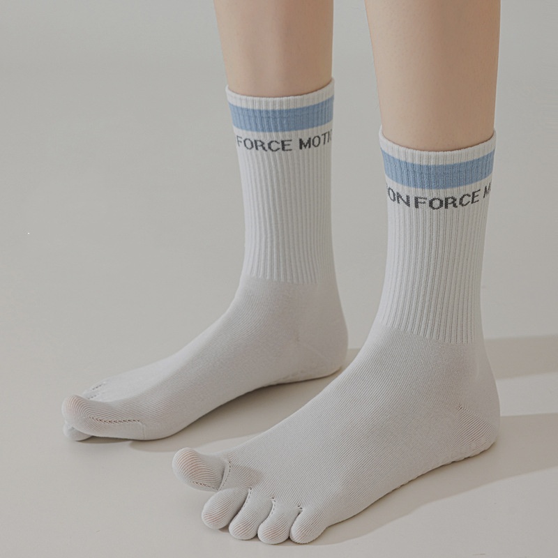 Kaus Kaki Setengah Betis Yoga  - Pilate Yoga Workout ulasan dan harga
