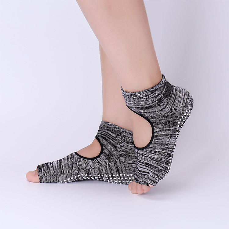 Kaus Kaki Yoga Anti Selip deng - Pilate Yoga Workout ulasan dan harga