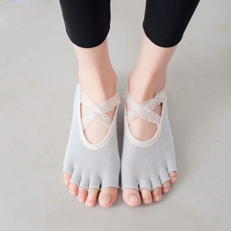 Kaus Kaki Yoga Lima Jari Balut - Pilate Yoga Workout ulasan dan harga